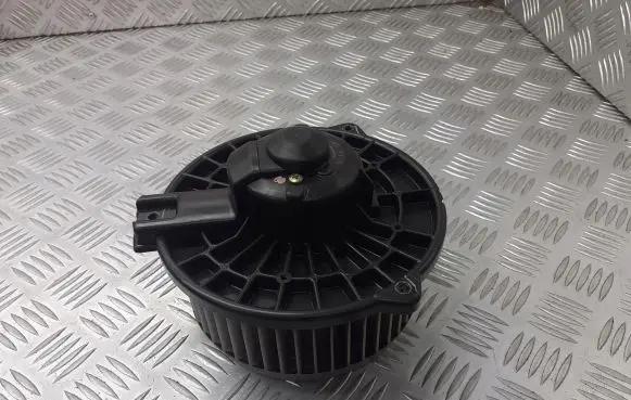 Suzuki Liana Front door blower motor 194000-1480