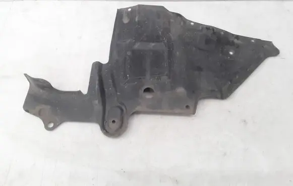 Nissan Almera N16 Front bumper skid plate/under tray 758934M400