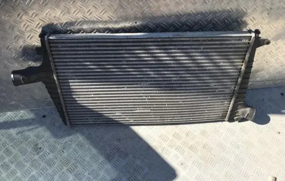 Audi A6 S6 C5 4B Intercooler radiator 4b0145805a