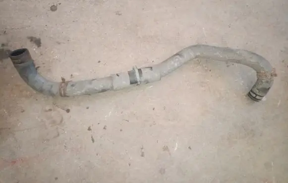 KIA Sportage Engine coolant pipe/hose