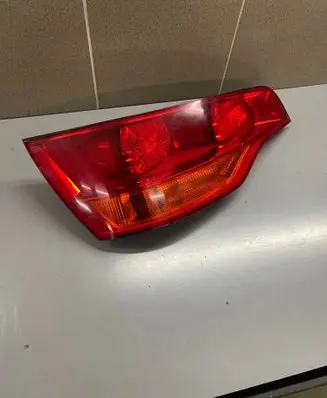 Audi Q7 4L Rear/tail lights 4L0945093 027330102