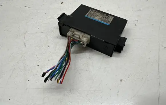 Mazda CX-3 Keyless (KESSY) go control unit/module D09V675UO
