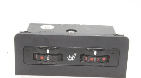 Lexus RX 450H Seat heating switch 5883948040