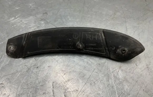 Nissan Qashqai Front mudguard 113532A2 113537A2