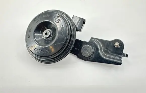 Toyota Yaris XP210 Horn signal 86560K0020