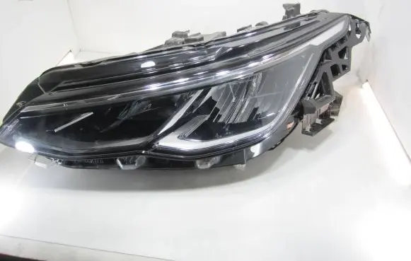 Volkswagen Golf VIII Headlight/headlamp 5H1941005B 90150890