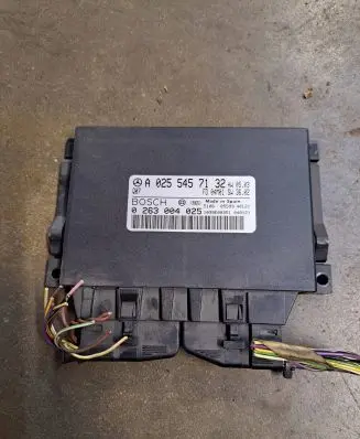Mercedes-Benz E W211 Parking PDC control unit/module A0255457132 0263004025 1039E00351