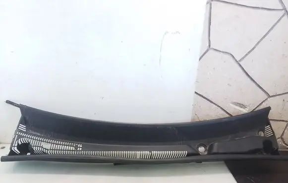 Ford Fusion Wiper trim