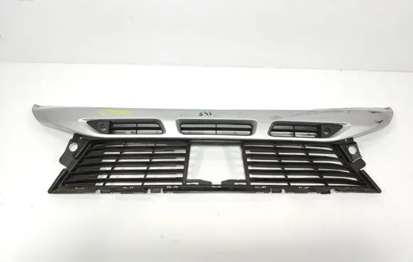 Peugeot 5008 II Front bumper lower grill 9811665777
