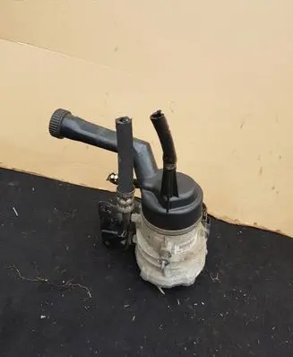 Citroen C4 Grand Picasso Power steering pump