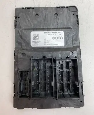 Audi A4 S4 B9 Comfort/convenience module 8W0907063CC