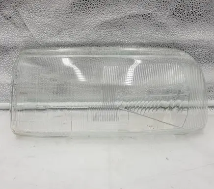 Volkswagen Vento Headlight lense 0255685 0155685
