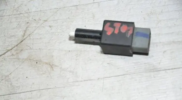 Hyundai i20 (GB IB) Brake pedal sensor switch 938103s800