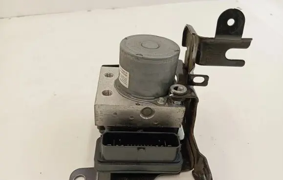 Peugeot 5008 II ABS Pump 9825549780
