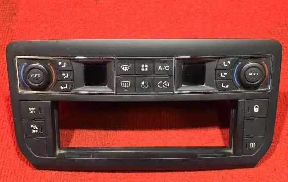Citroen C5 Climate control unit 96829415ZD 5HB00933205 K32260050019