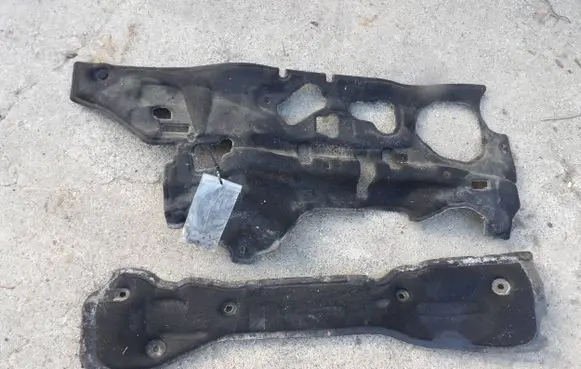 Ford Fiesta Engine bonnet/hood sound/heat insulation 8A61A01590CC J613C