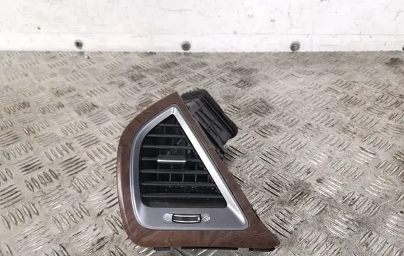 Hyundai Santa Fe Dashboard side air vent grill/cover trim 974052W000