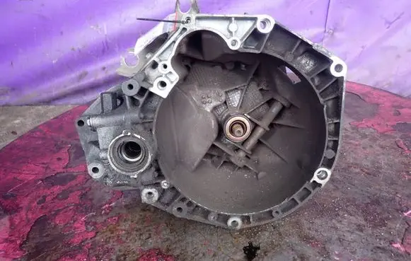 Fiat Punto (188) Manual 5 speed gearbox 