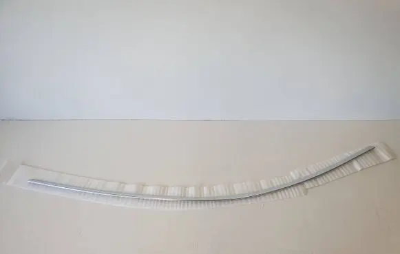 BMW X4 G02 Front door glass trim molding 7416484