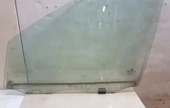 Hyundai Santa Fe Front door window glass four-door