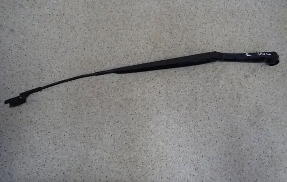 KIA Venga Front wiper blade arm 