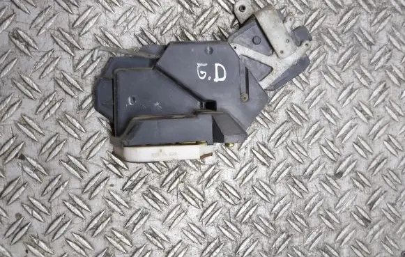 Mitsubishi Pajero Sport I Rear door lock