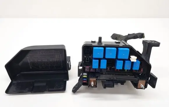 Hyundai i20 (PB PBT) Fuse module 191401J100