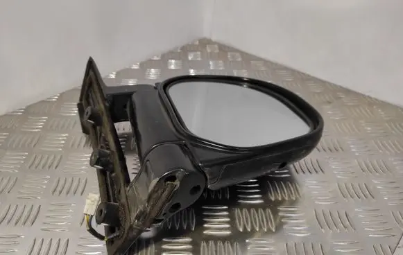 Mitsubishi Space Gear Front door electric wing mirror
