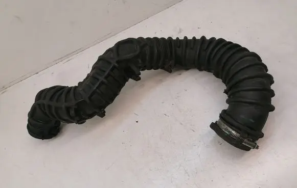 Opel Vivaro Intercooler hose/pipe 8200607746 93858731
