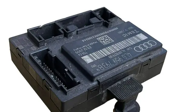 Audi Q7 4L Door control unit/module 4L0959793B 4L0910793B 0033TFJ0001