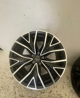 Seat Ateca R19 alloy rim 