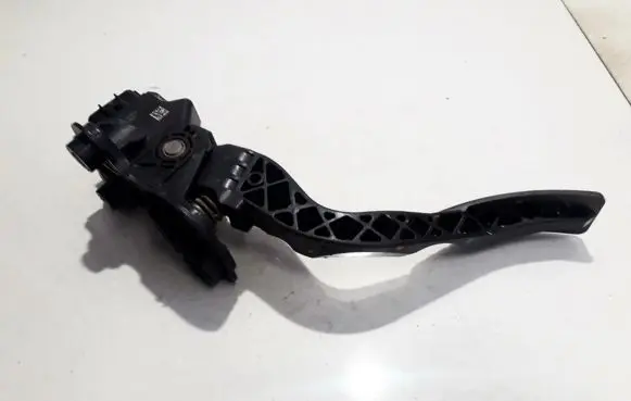 Mitsubishi Outlander Accelerator throttle pedal MN101543 08066B3B