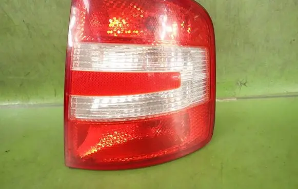 Skoda Fabia Mk1 (6Y) Rear/tail lights 6Y9945096E