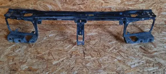 Renault Laguna I Radiator support slam panel