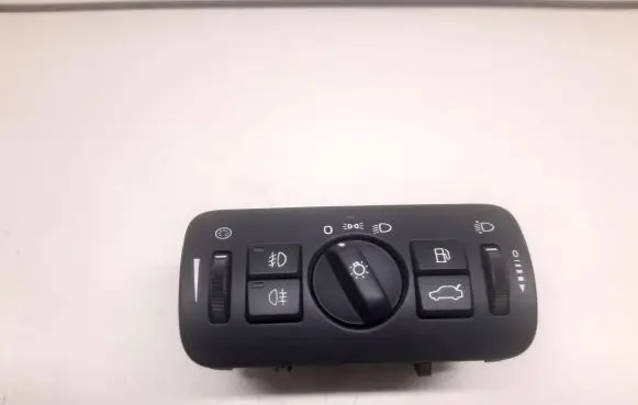 Volvo V70 Light switch 30739415 04066302
