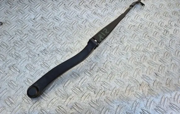 Mercedes-Benz CLS C218 X218 Front wiper blade arm A2188200044