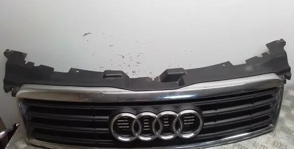 Audi A3 S3 8L Front grill 4E0807653A