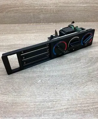 BMW 5 E34 Climate control unit 1384290