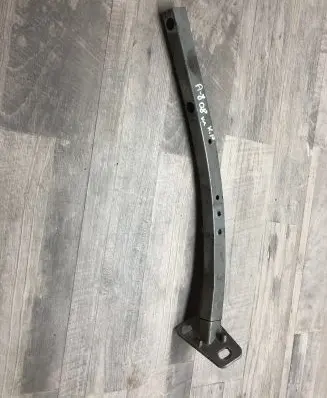 Audi A8 S8 D3 4E Fender mounting bracket A808