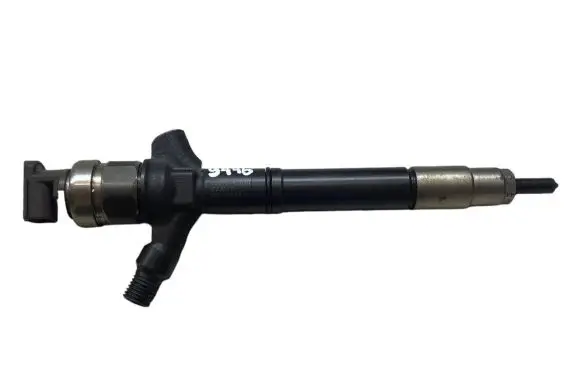 Toyota Land Cruiser (J200) Fuel injector 2367051030