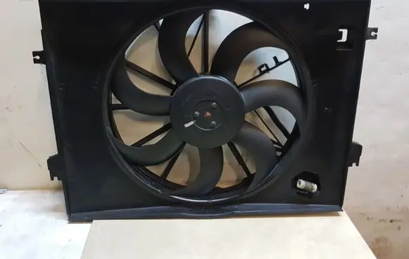 Hyundai Tucson LM Electric radiator cooling fan