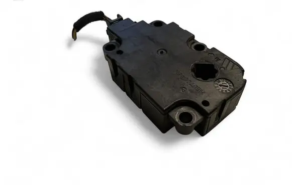 Audi A8 S8 D4 4H Air flap motor/actuator 4H0820511E ZBAT0045D07 CZ1139300855