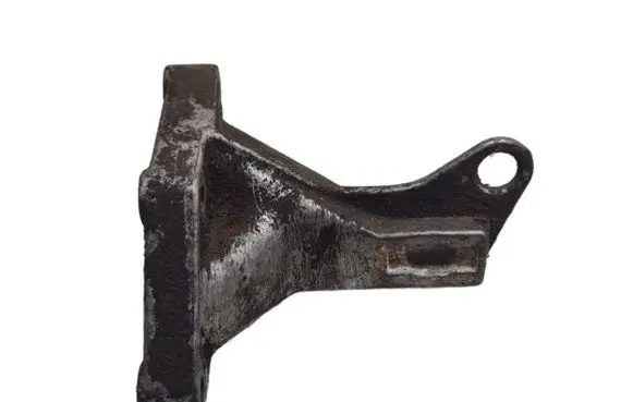 Volkswagen PASSAT B3 Gearbox mounting bracket 357199353A
