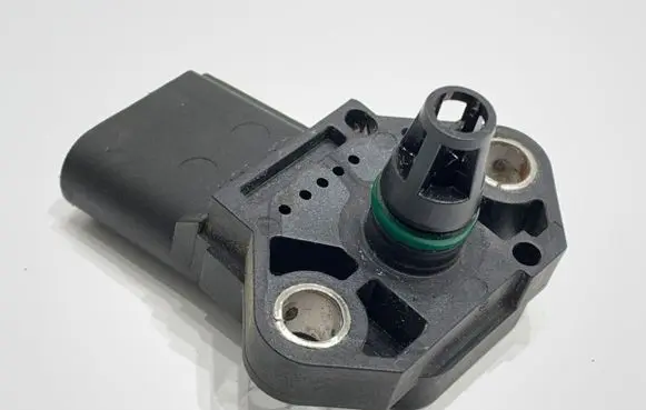 Audi A4 S4 B8 8K Air pressure sensor 0261230207
