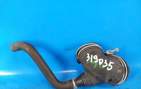 Toyota Prius (XW30) Air intake hose/pipe 1788137120