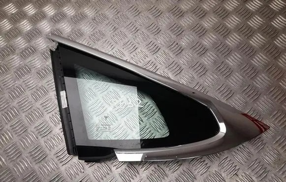 Tesla Model S Rear side window 102684000D