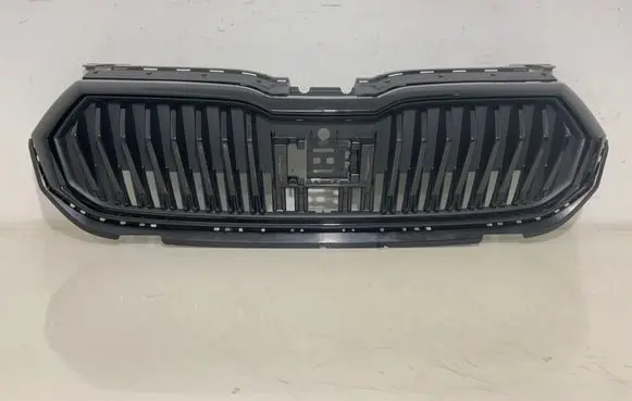 Skoda Fabia Mk4 (6VA) Front bumper upper radiator grill 6VA853653