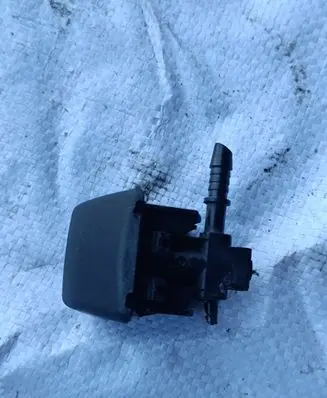 Mercedes-Benz C W204 Windshield washer spray nozzle A2048320714