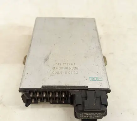 Mercedes-Benz E W124 Cruise control unit/module 0055450532 A0055450532 VDO41221211