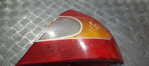 Ford Mondeo MK II Rear/tail lights